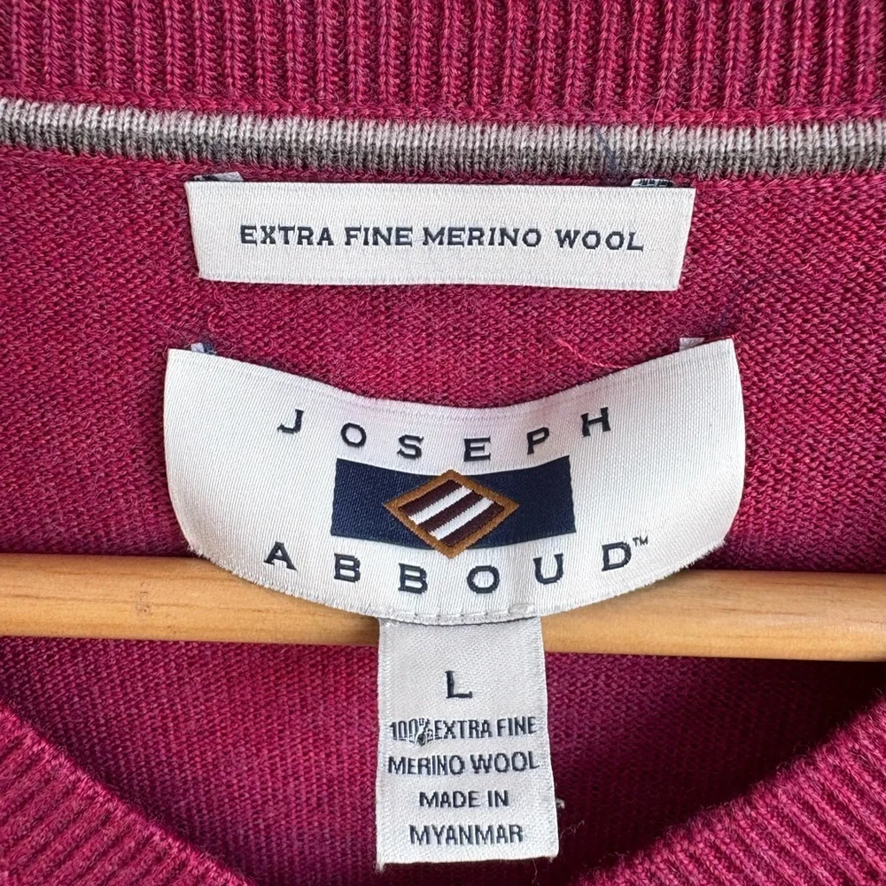 Joseph Abboud Extra Fine Merino Wool V-Neck Sweater LARGE